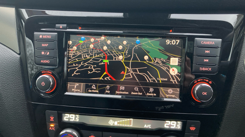 Nissan Qashqai 1.3 DiG-T 160 Tekna 5dr Petrol Hatchback